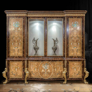 Ronaldo Louis XV Display Cabinet